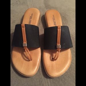 Andre Assous sandals - BLACK